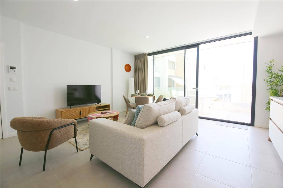 2 makuuhuone Asunto vuokrattavana paikassa Estepona mukana uima-altaan 
autotalli - 2 200 € (Ref: 9950715)