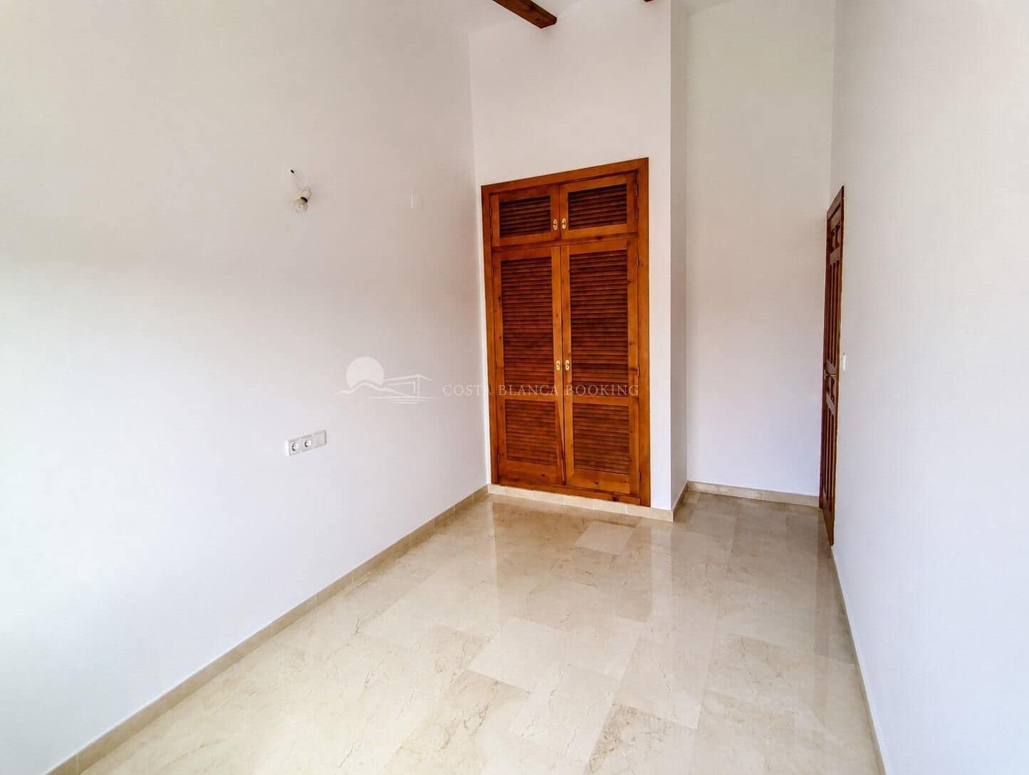 3 sypialnia Bungalow na sprzedaż w La Nucia z basenem garażem - 340 000 € (Ref: 10022467)