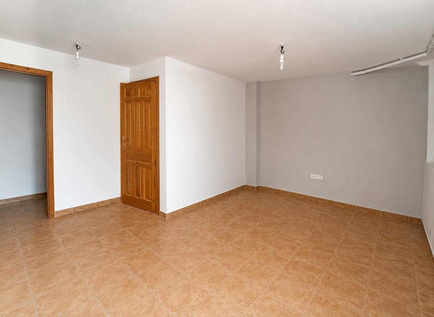 3 sypialnia Bungalow na sprzedaż w La Nucia z basenem garażem - 340 000 € (Ref: 10022467)