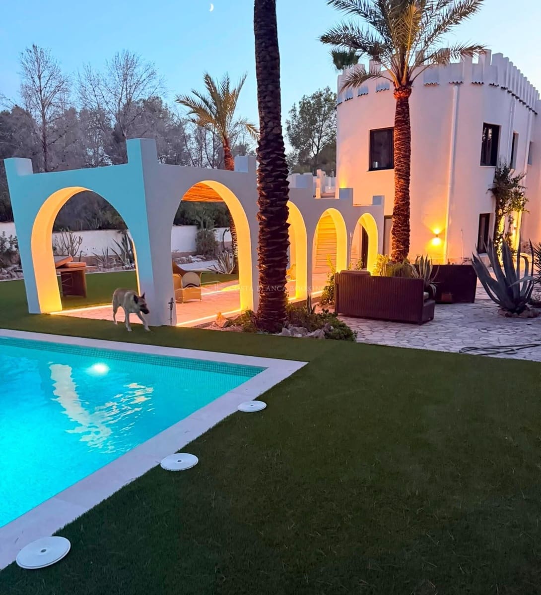 4 Zimmer Villa zu verkaufen in Albir mit Pool Garage - 1.595.000 € (Ref: 10025616)