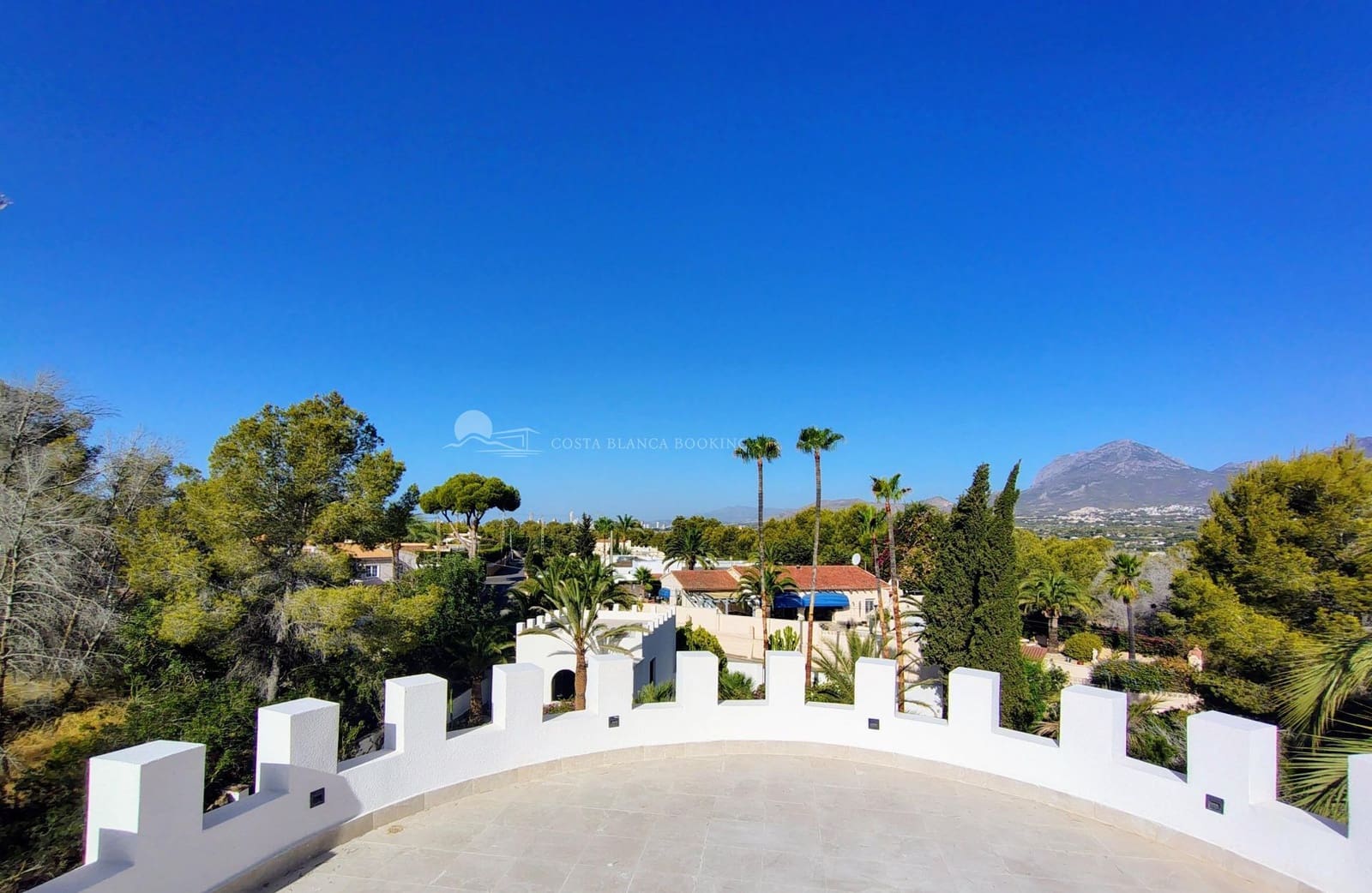4 Zimmer Villa zu verkaufen in Albir mit Pool Garage - 1.595.000 € (Ref: 10025616)