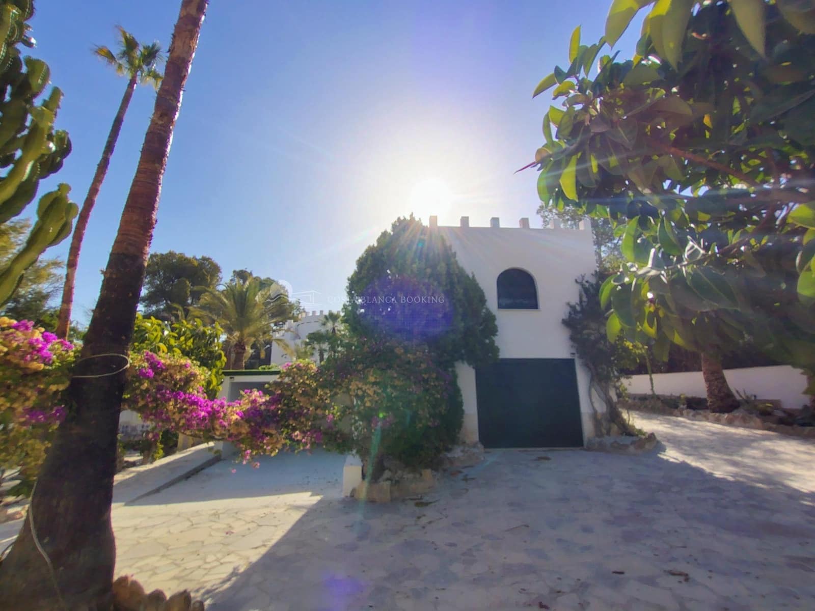 4 Zimmer Villa zu verkaufen in Albir mit Pool Garage - 1.595.000 € (Ref: 10025616)