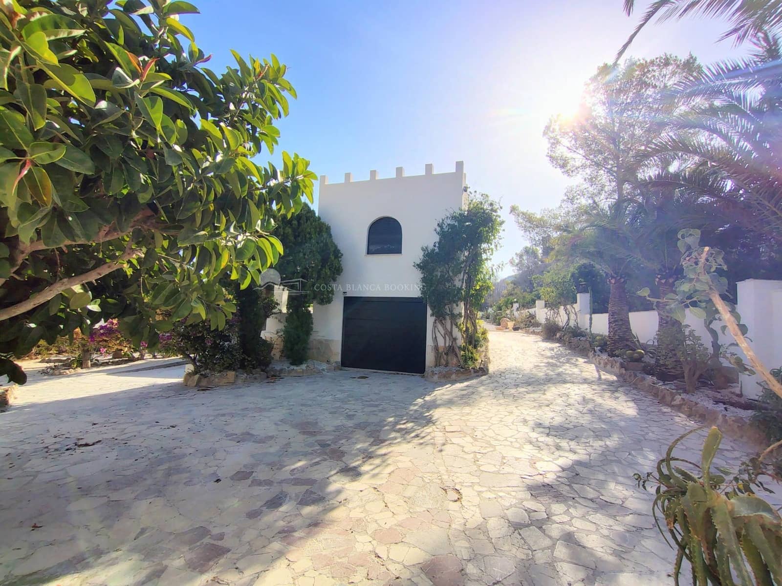 4 Zimmer Villa zu verkaufen in Albir mit Pool Garage - 1.595.000 € (Ref: 10025616)