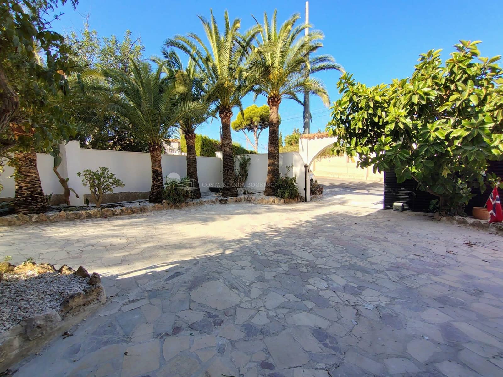 4 Zimmer Villa zu verkaufen in Albir mit Pool Garage - 1.595.000 € (Ref: 10025616)