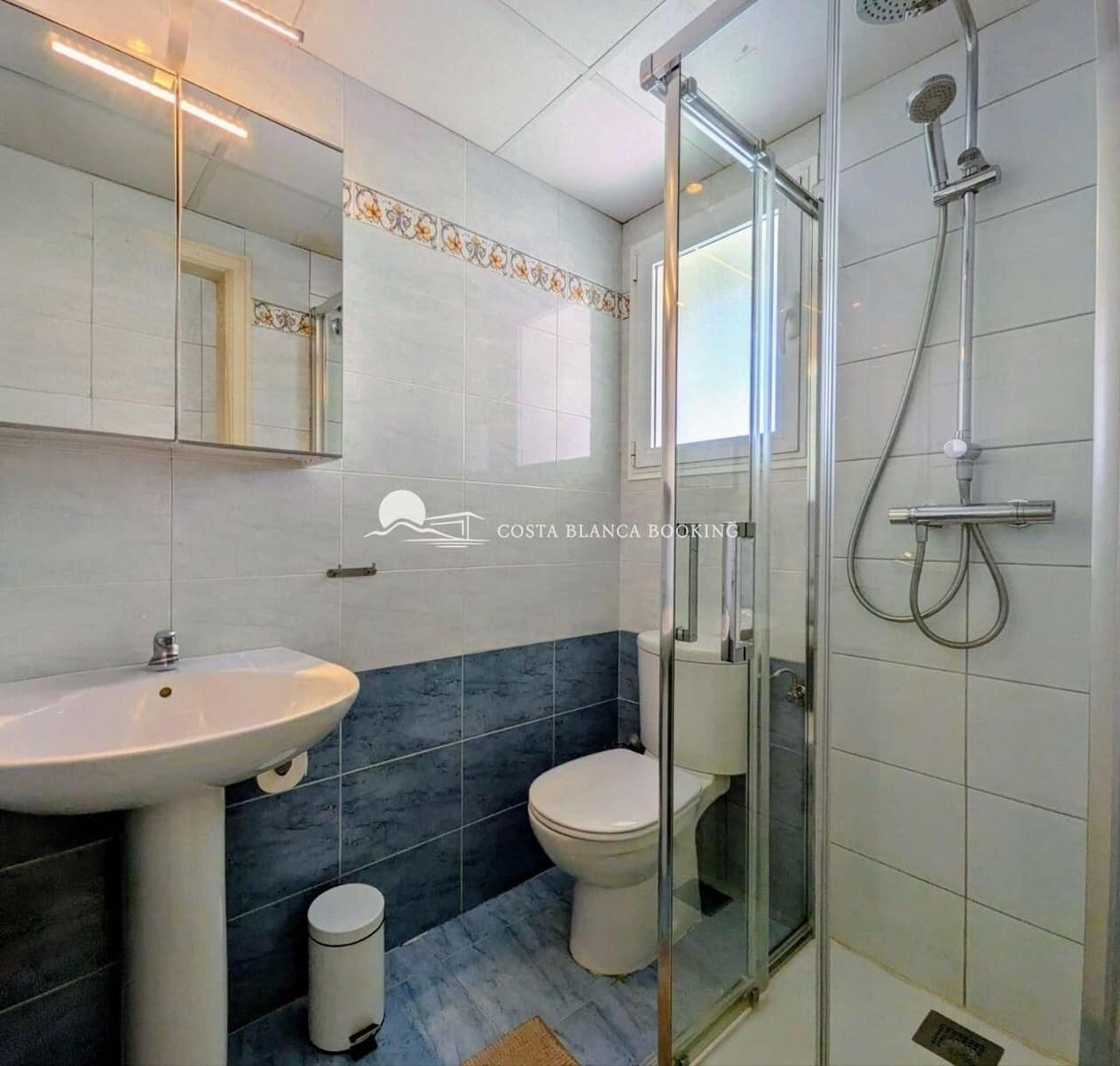 2 Zimmer Apartment zu verkaufen in Albir mit Pool Garage - 375.000 € (Ref: 10049255)