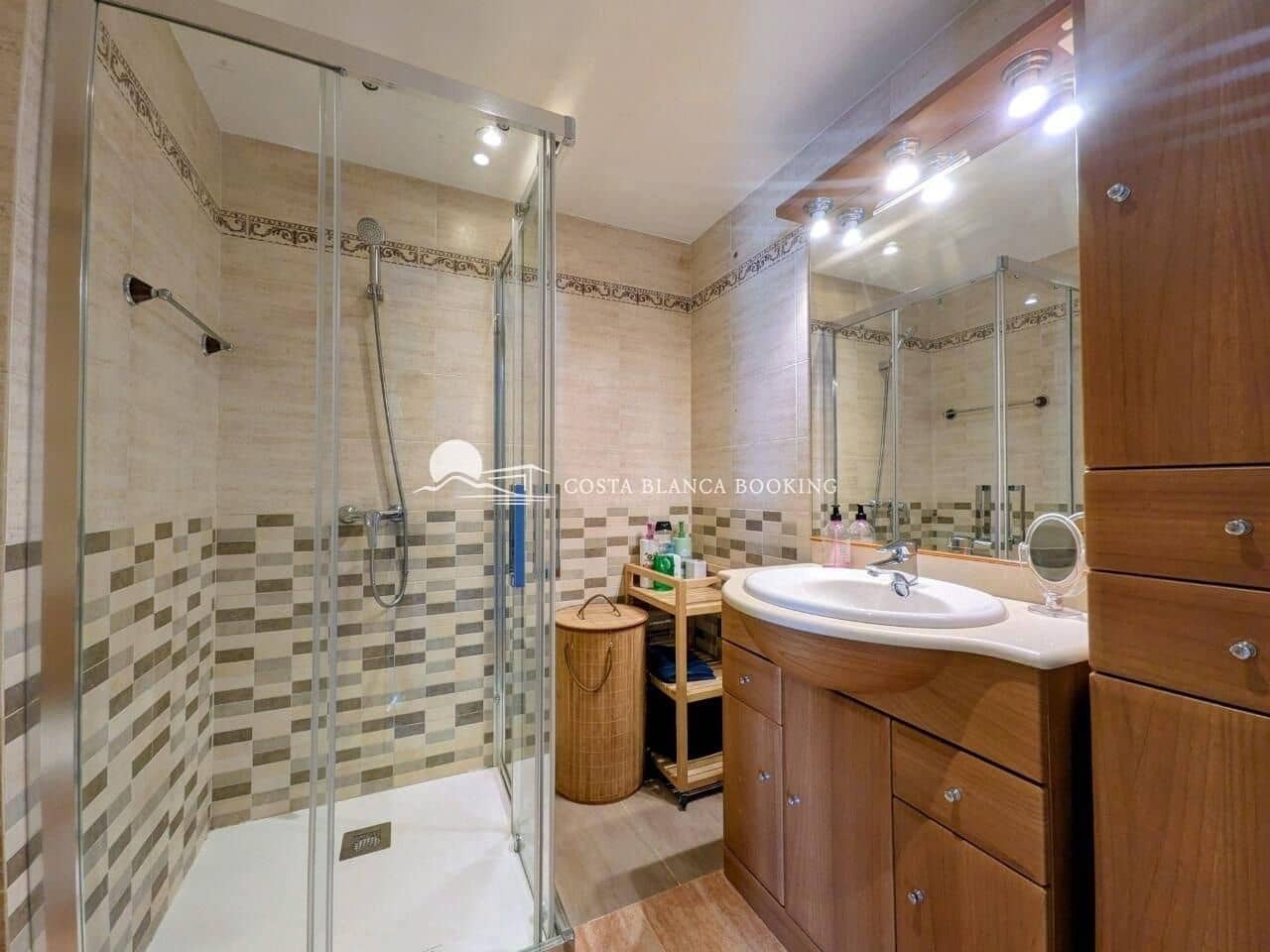 2 Zimmer Apartment zu verkaufen in Albir mit Pool Garage - 375.000 € (Ref: 10049255)