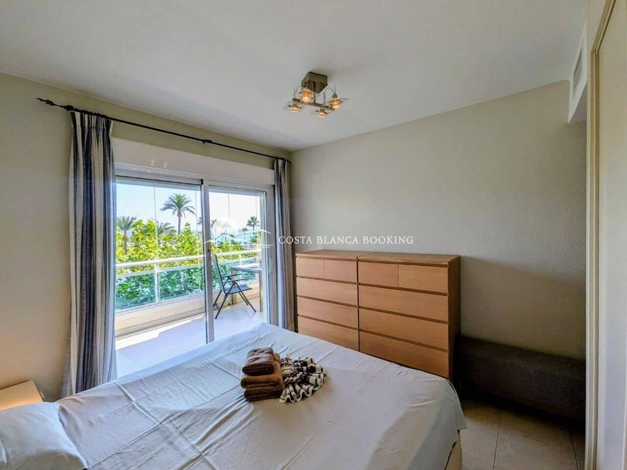 2 Zimmer Apartment zu verkaufen in Albir mit Pool Garage - 375.000 € (Ref: 10049255)