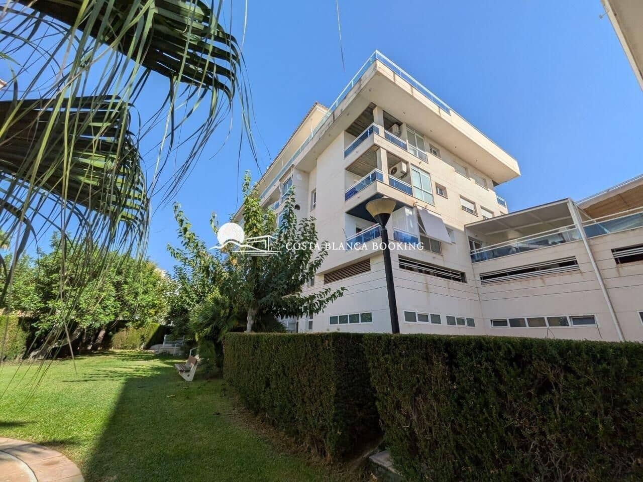 2 Zimmer Apartment zu verkaufen in Albir mit Pool Garage - 375.000 € (Ref: 10049255)