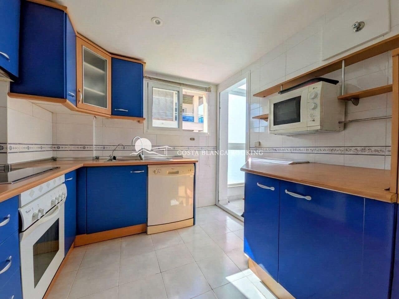 2 Zimmer Apartment zu verkaufen in Albir mit Pool Garage - 375.000 € (Ref: 10049255)