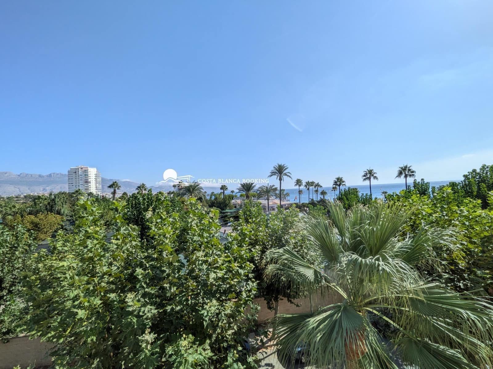2 Zimmer Apartment zu verkaufen in Albir mit Pool Garage - 375.000 € (Ref: 10049255)