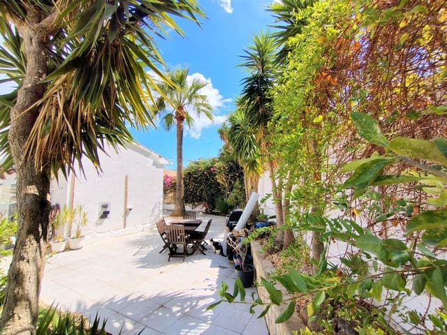 4 slaapkamer Villa te koop in Alfaz del Pi / L'Alfàs del Pi met zwembad garage - € 525.000 (Ref: 10081194)