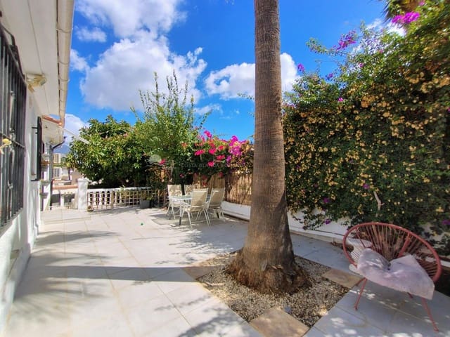 4 slaapkamer Villa te koop in Alfaz del Pi / L'Alfàs del Pi met zwembad garage - € 525.000 (Ref: 10081194)