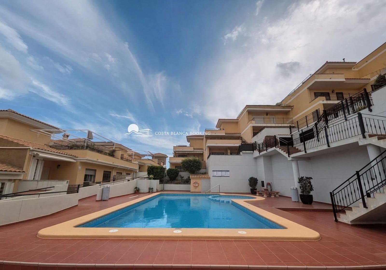 3 slaapkamer Bungalow te koop in Alfaz del Pi / L'Alfas del Pi met zwembad garage - € 360.000 (Ref: 10094613)