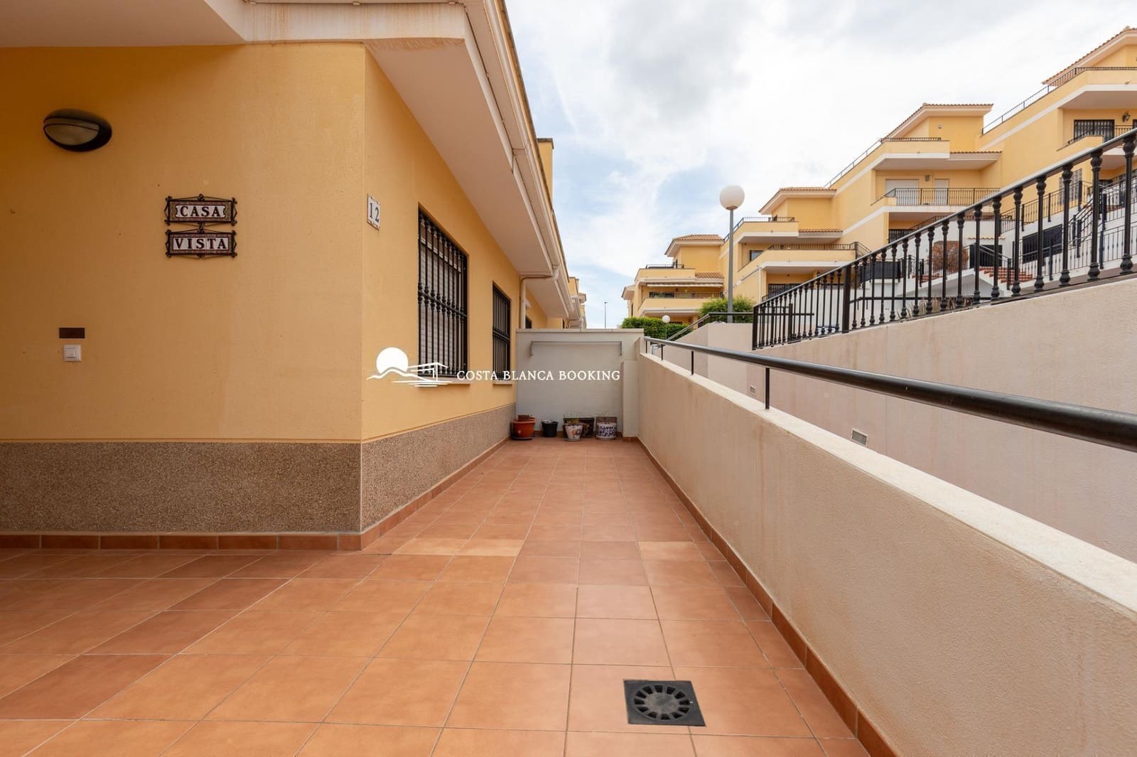 3 slaapkamer Bungalow te koop in Alfaz del Pi / L'Alfas del Pi met zwembad garage - € 360.000 (Ref: 10094613)