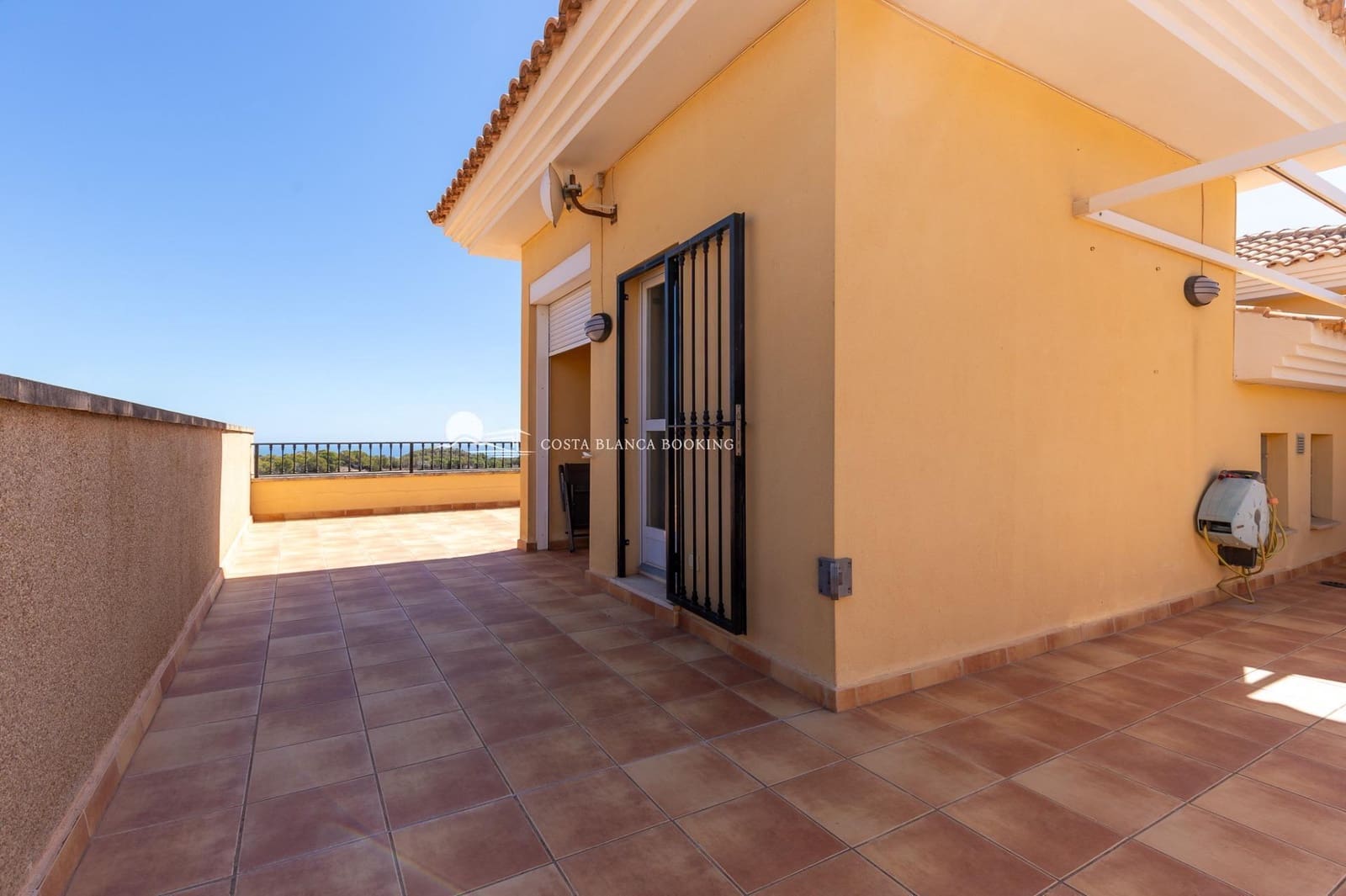 3 bedroom Bungalow for sale in Alfaz del Pi / L'Alfas del Pi with pool garage - € 360,000 (Ref: 10094613)