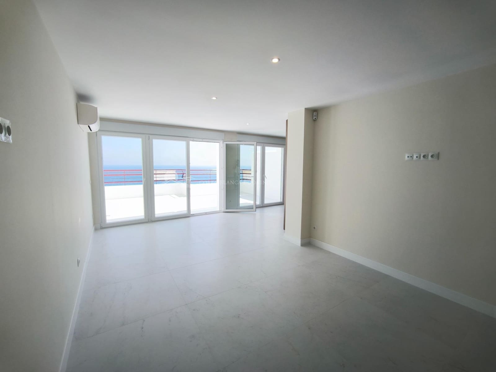 2 sovrum Takvåning till salu i La Villajoyosa / Vila Joiosa - 699 000 € (Ref: 10129431)