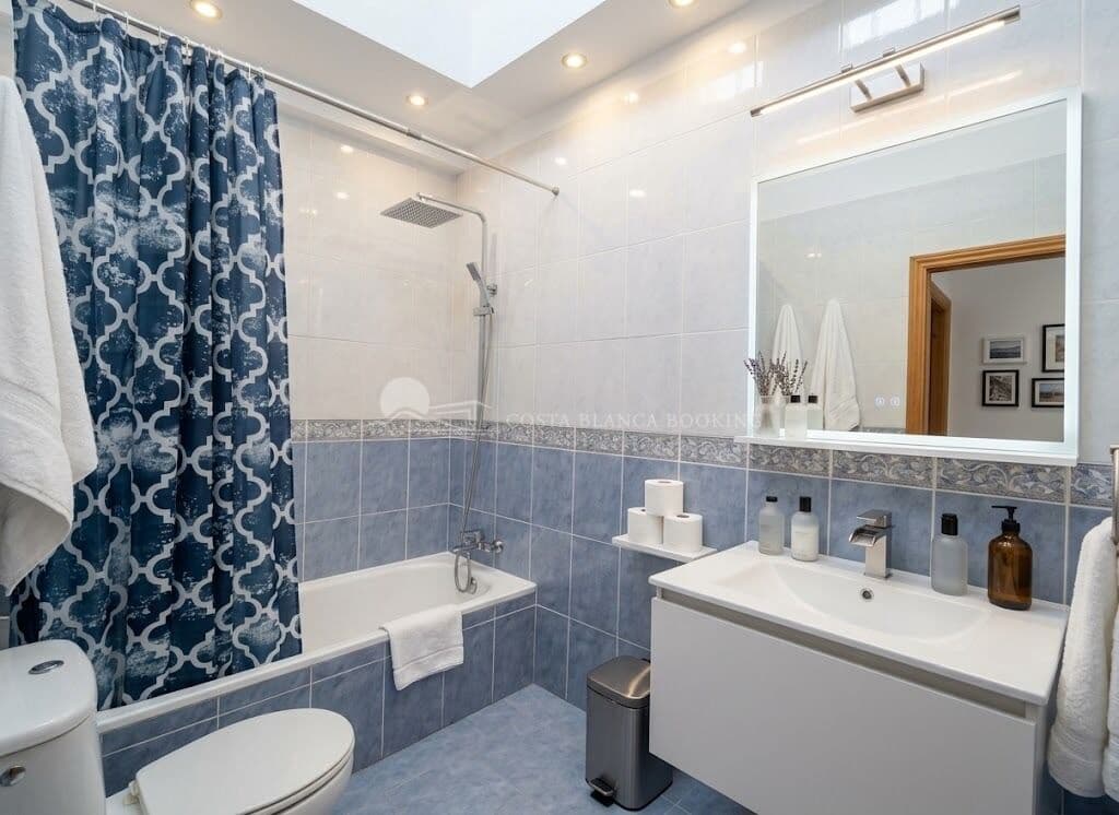 5 camera da letto Bungalow in vendita in Alfaz del Pi / L'Alfas del Pi con piscina - 409.000 € (Rif: 10147109)