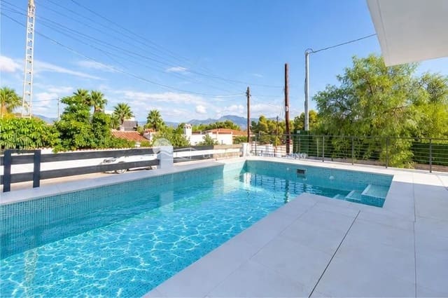 4 chambre Villa/Maison à vendre à Albir, Alfaz del Pi / L'Alfàs del Pi avec piscine garage - 890 000 € (Ref: 10147111)