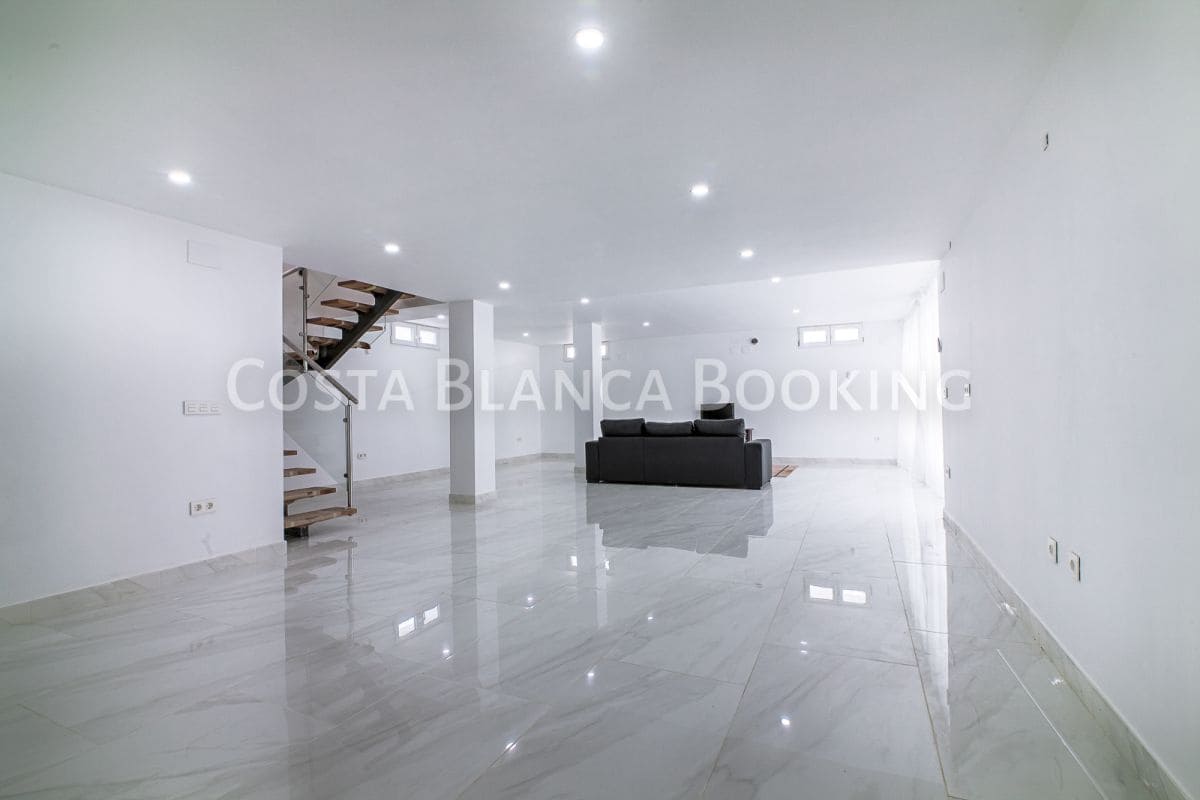 3 soveværelse Villa til salg i La Nucia - € 589.000 (Ref: 6966689)