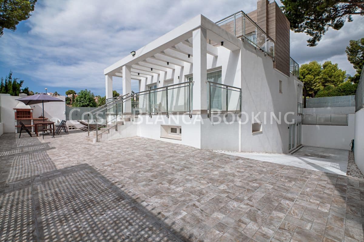 3 soveværelse Villa til salg i La Nucia - € 589.000 (Ref: 6966689)