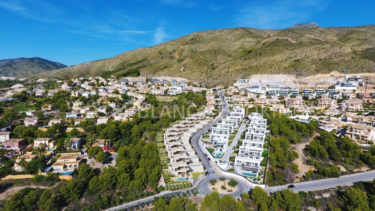 Chalet de 3 habitaciones en Finestrat en venta con garaje - 899.000 € (Ref: 7124253)