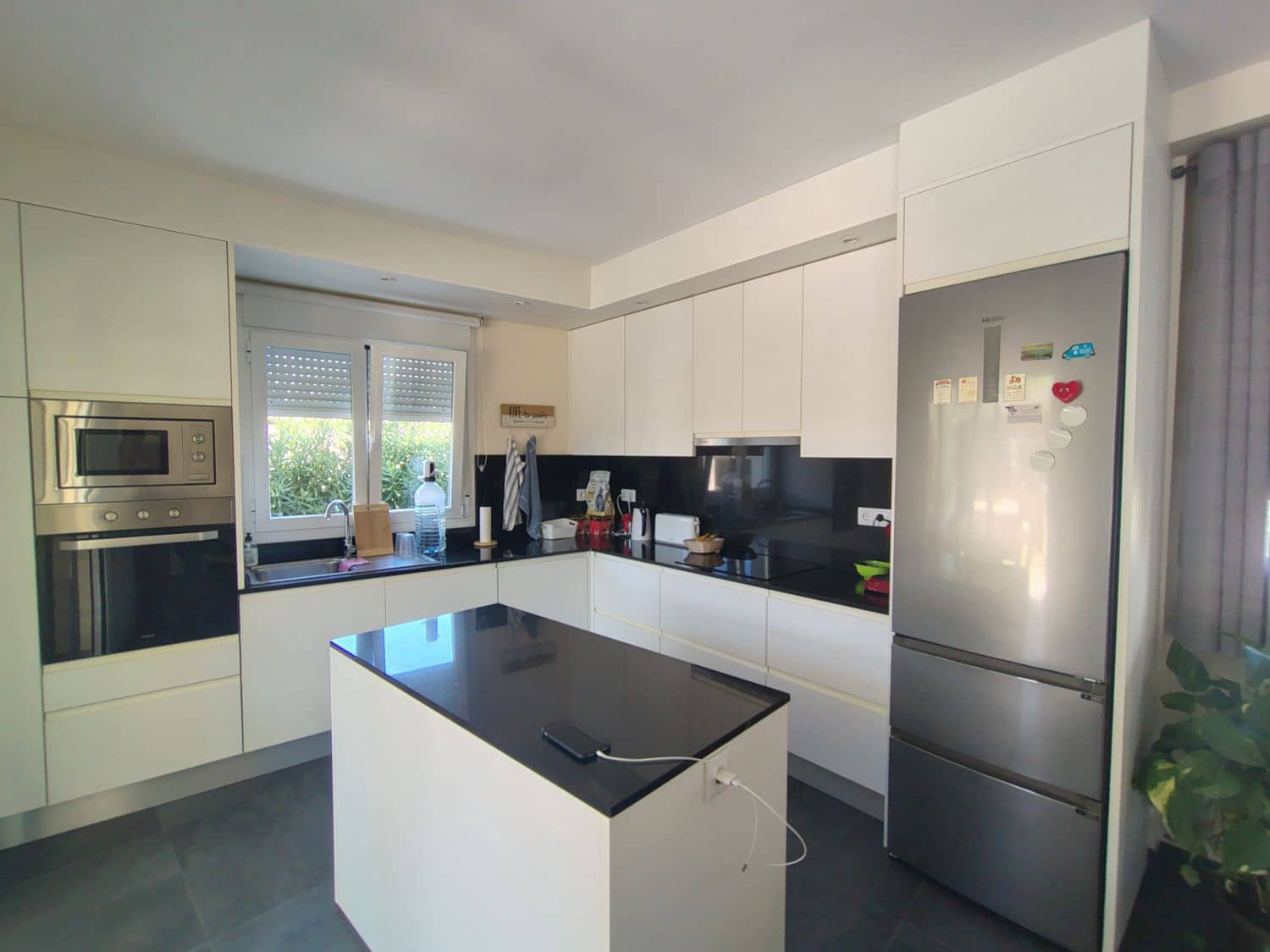 6 bedroom Villa for sale in Albir - € 1,100,000 (Ref: 8996926)