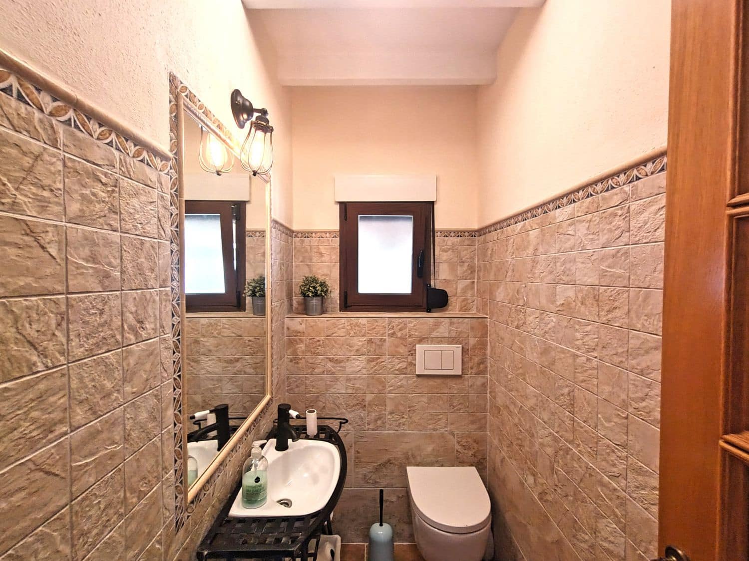 6 bedroom Villa for sale in Albir - € 1,100,000 (Ref: 8996926)