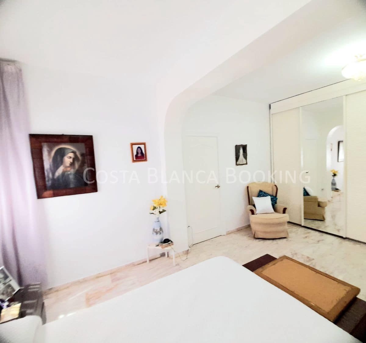 4 bedroom Villa for sale in Albir - € 649,000 (Ref: 8996929)