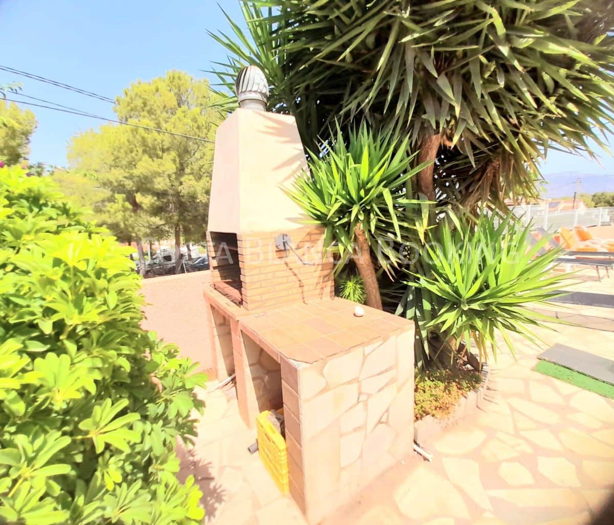 4 bedroom Villa for sale in Albir - € 649,000 (Ref: 8996929)