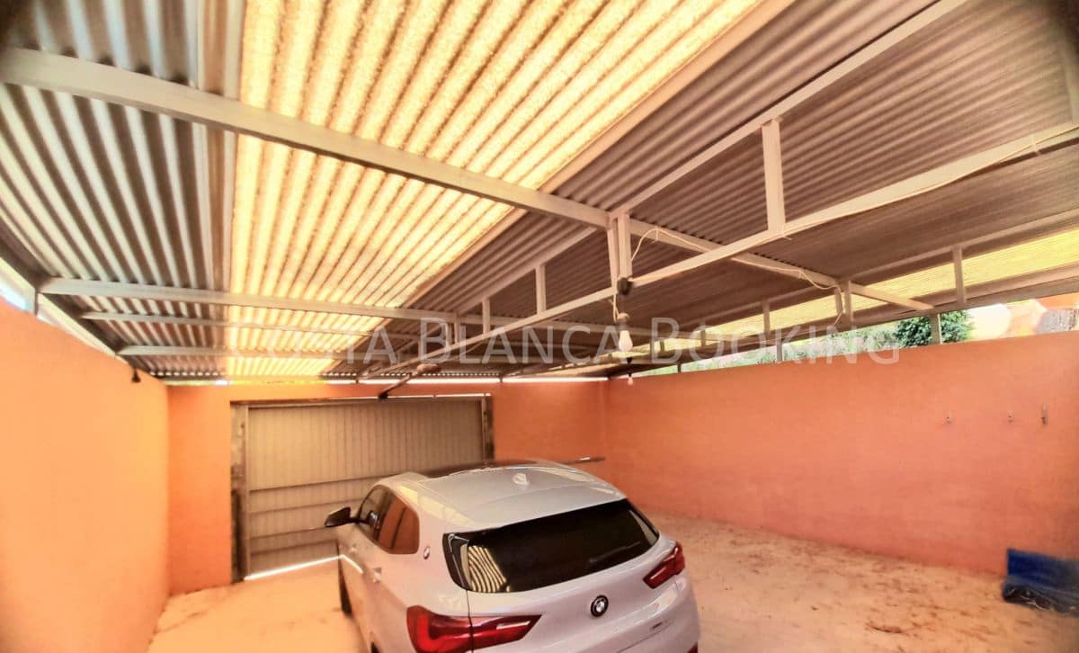 4 bedroom Villa for sale in Albir - € 649,000 (Ref: 8996929)