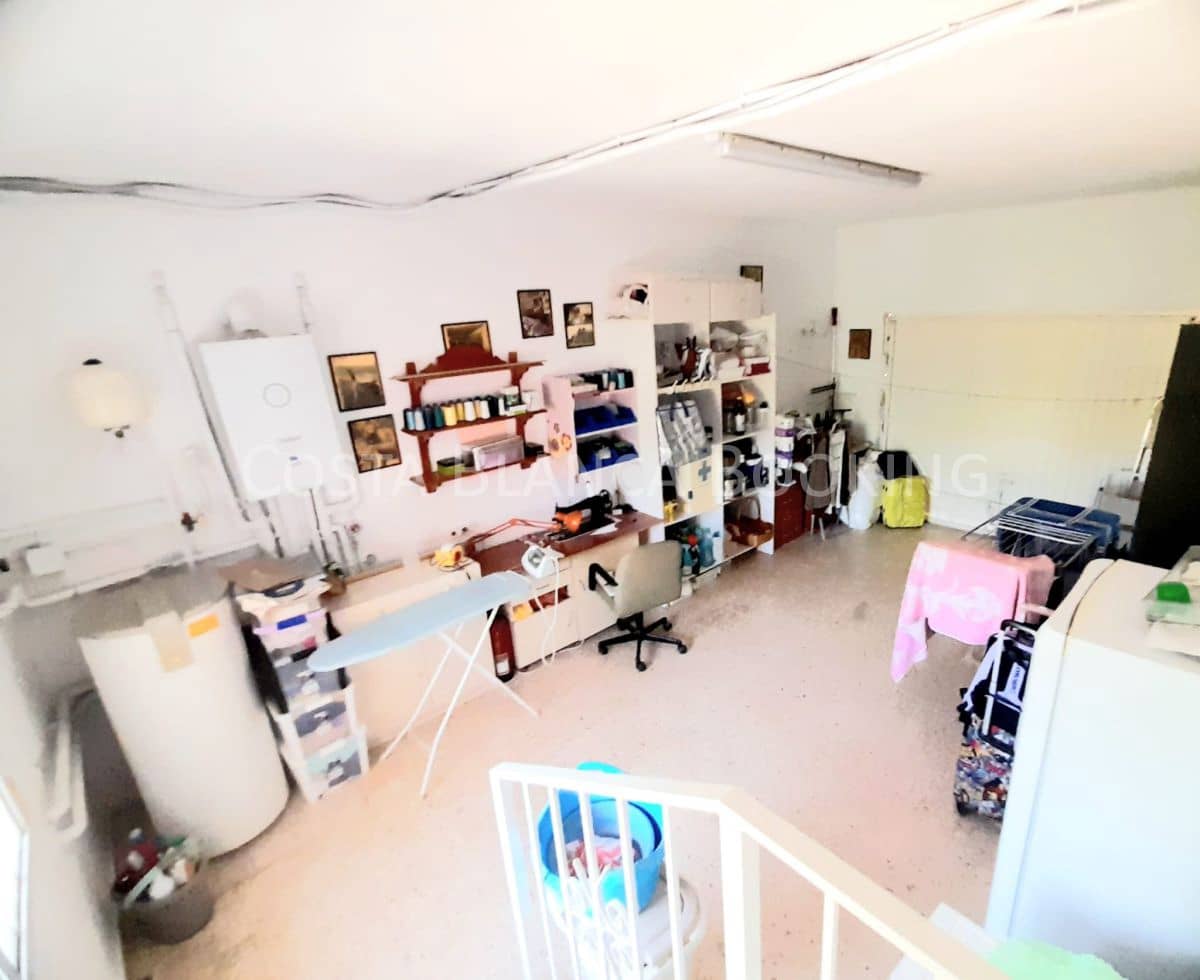 4 bedroom Villa for sale in Albir - € 649,000 (Ref: 8996929)