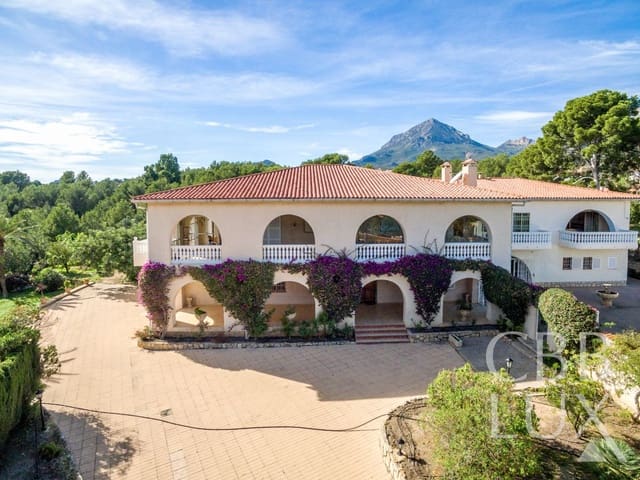 8 chambre Villa/Maison à vendre à La Nucia - 1 500 000 € (Ref: 8996931)