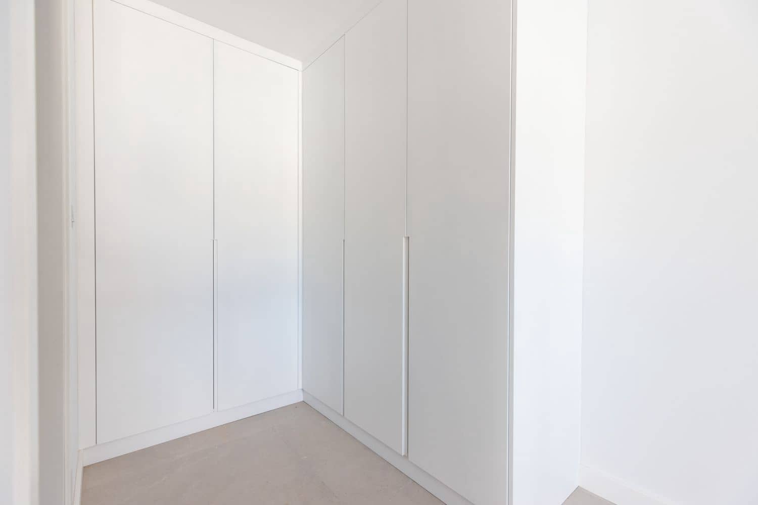 5 bedroom Villa for sale in Albir with garage - € 795,000 (Ref: 8996934)