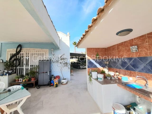 Chalet de 5 habitaciones en Alfaz del Pi / L'Alfàs del Pi en venta - 650.000 € (Ref: 8996940)