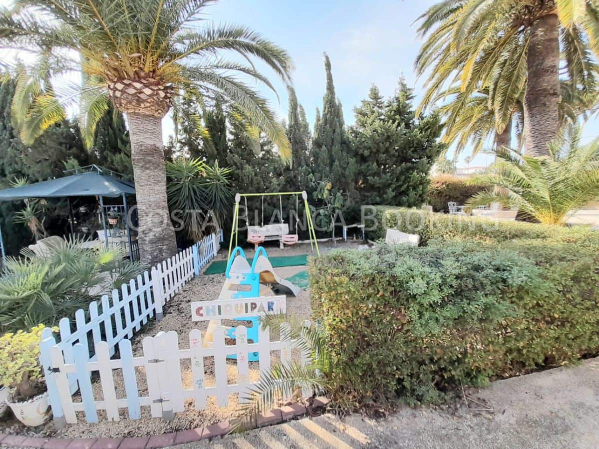 Chalet de 5 habitaciones en Alfaz del Pi / L'Alfàs del Pi en venta - 650.000 € (Ref: 8996940)