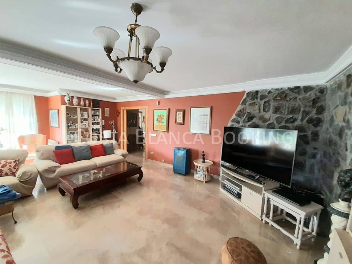 Chalet de 5 habitaciones en Alfaz del Pi / L'Alfàs del Pi en venta - 650.000 € (Ref: 8996940)