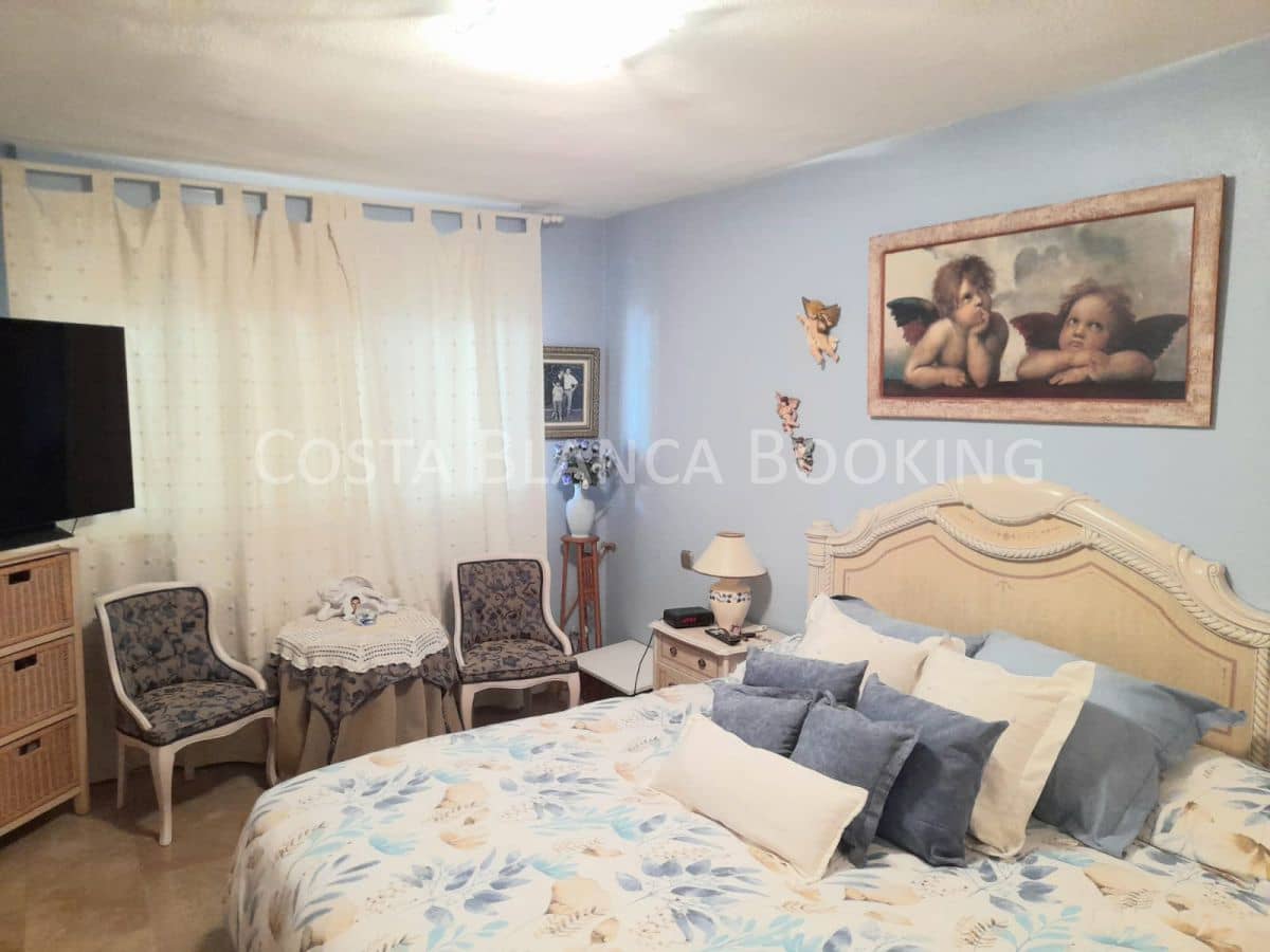 Chalet de 5 habitaciones en Alfaz del Pi / L'Alfàs del Pi en venta - 650.000 € (Ref: 8996940)