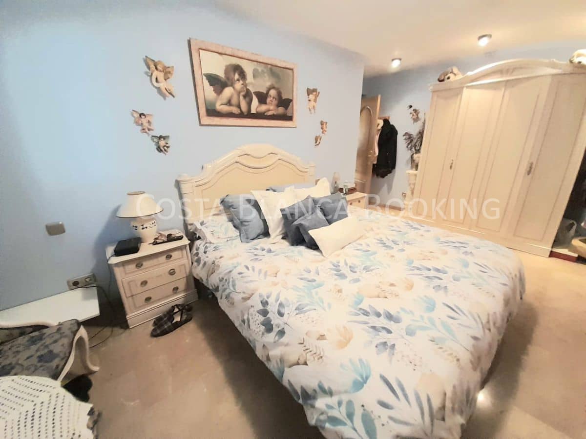 Chalet de 5 habitaciones en Alfaz del Pi / L'Alfàs del Pi en venta - 650.000 € (Ref: 8996940)