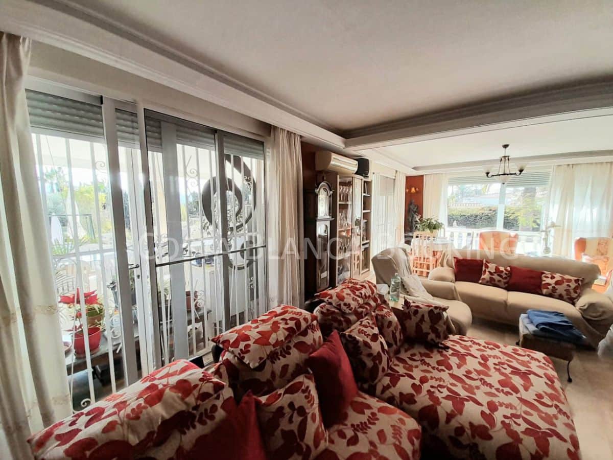 Chalet de 5 habitaciones en Alfaz del Pi / L'Alfàs del Pi en venta - 650.000 € (Ref: 8996940)