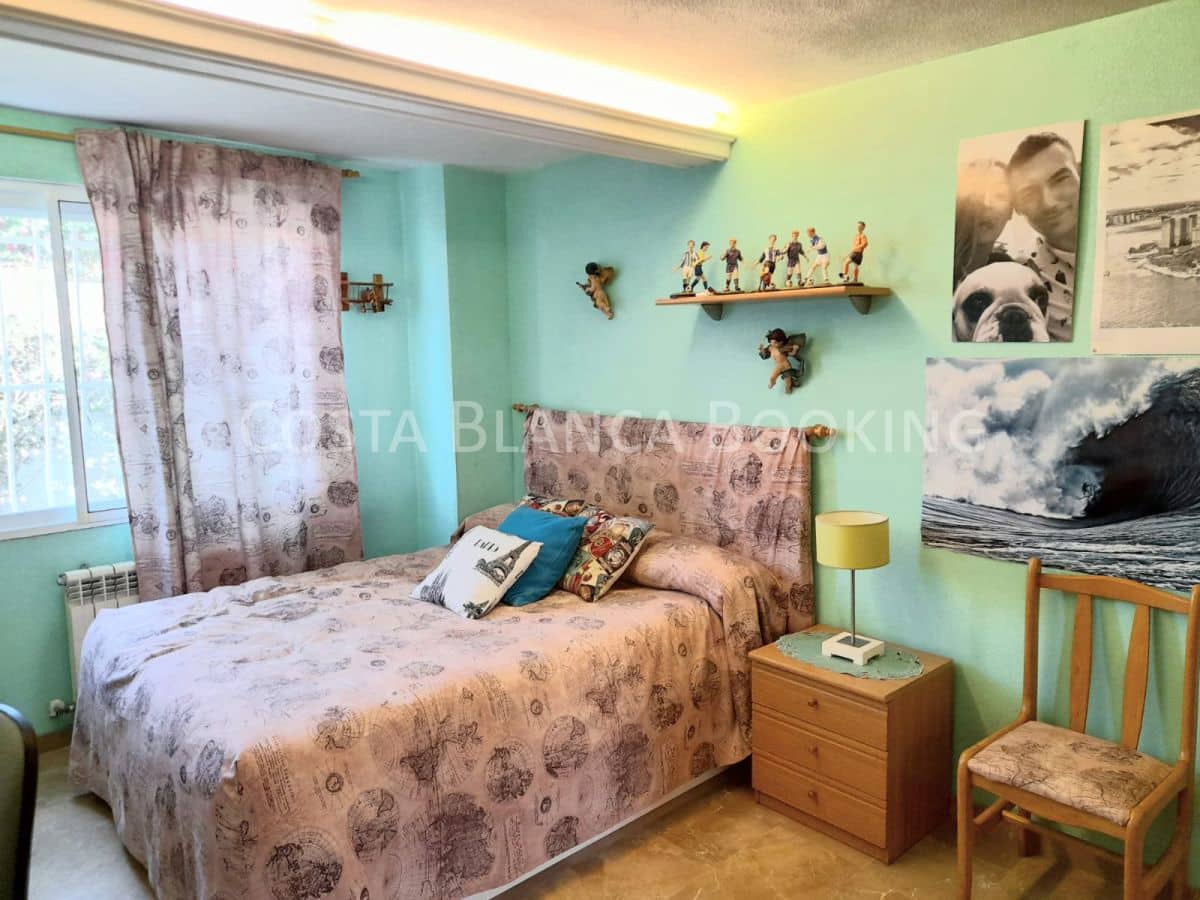 Chalet de 5 habitaciones en Alfaz del Pi / L'Alfàs del Pi en venta - 650.000 € (Ref: 8996940)