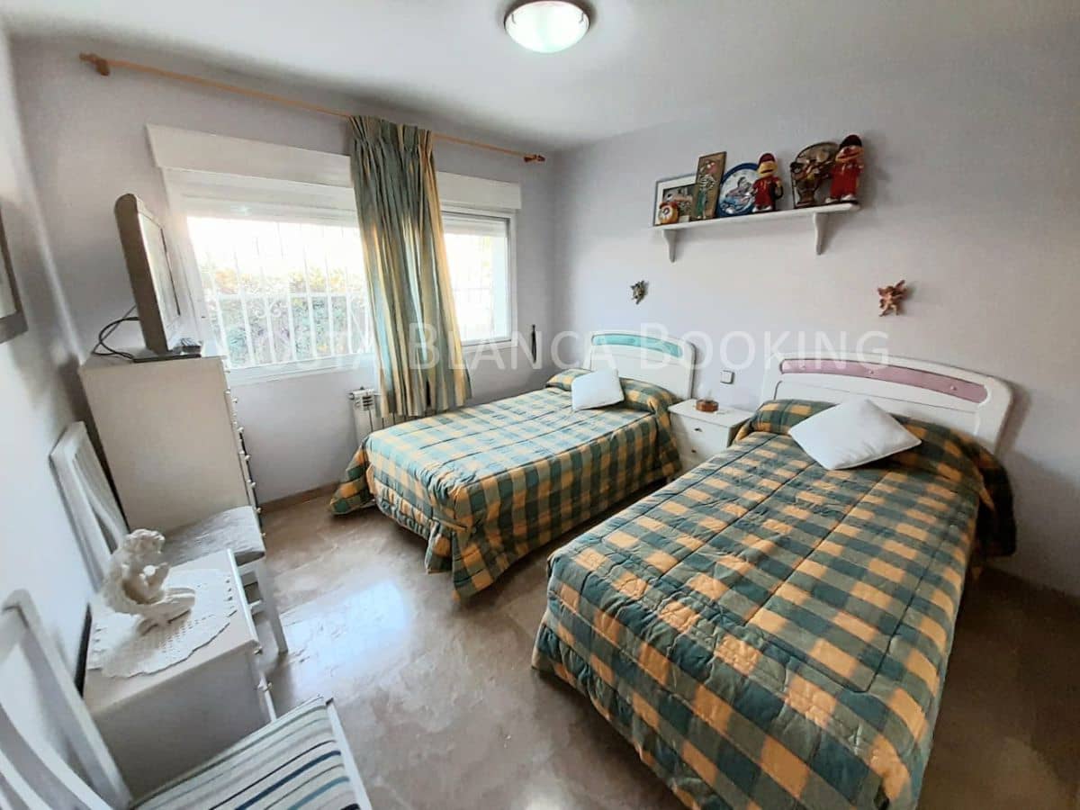 Chalet de 5 habitaciones en Alfaz del Pi / L'Alfàs del Pi en venta - 650.000 € (Ref: 8996940)