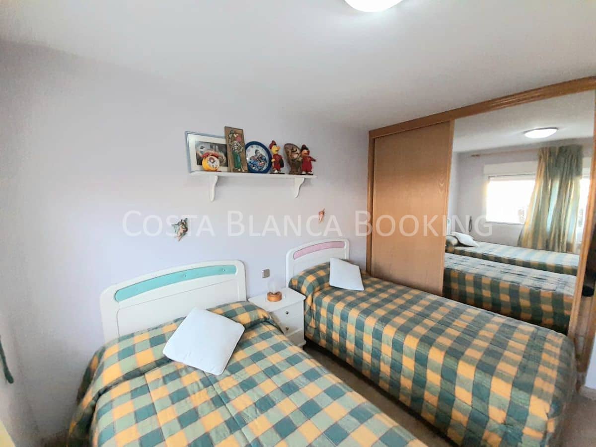 Chalet de 5 habitaciones en Alfaz del Pi / L'Alfàs del Pi en venta - 650.000 € (Ref: 8996940)