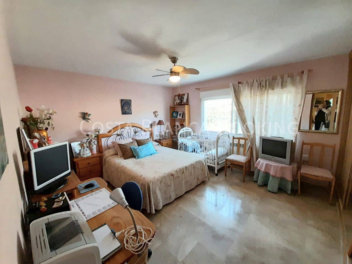 Chalet de 5 habitaciones en Alfaz del Pi / L'Alfàs del Pi en venta - 650.000 € (Ref: 8996940)