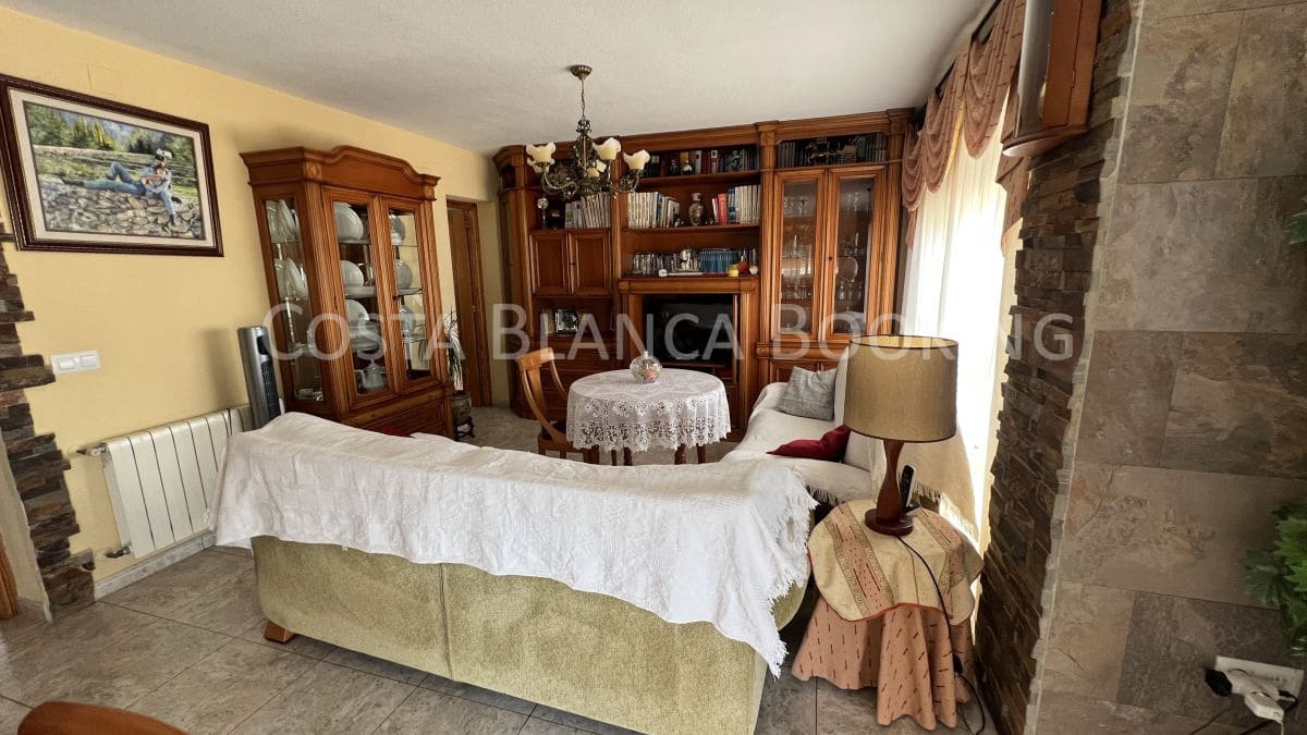 Chalet de 3 habitaciones en La Nucia en venta con garaje - 530.000 € (Ref: 8996947)