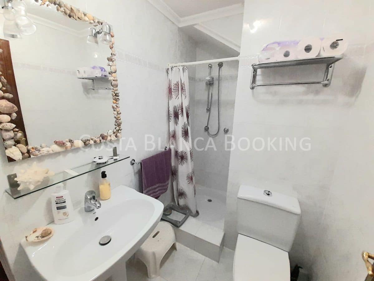 5 bedroom Villa for sale in Albir with garage - € 520,000 (Ref: 8996948)