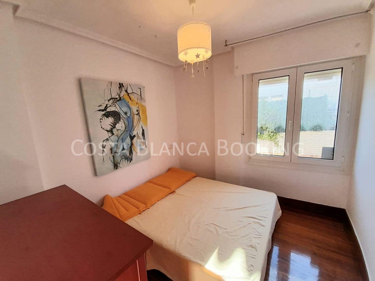 5 bedroom Villa for sale in Albir with garage - € 520,000 (Ref: 8996948)