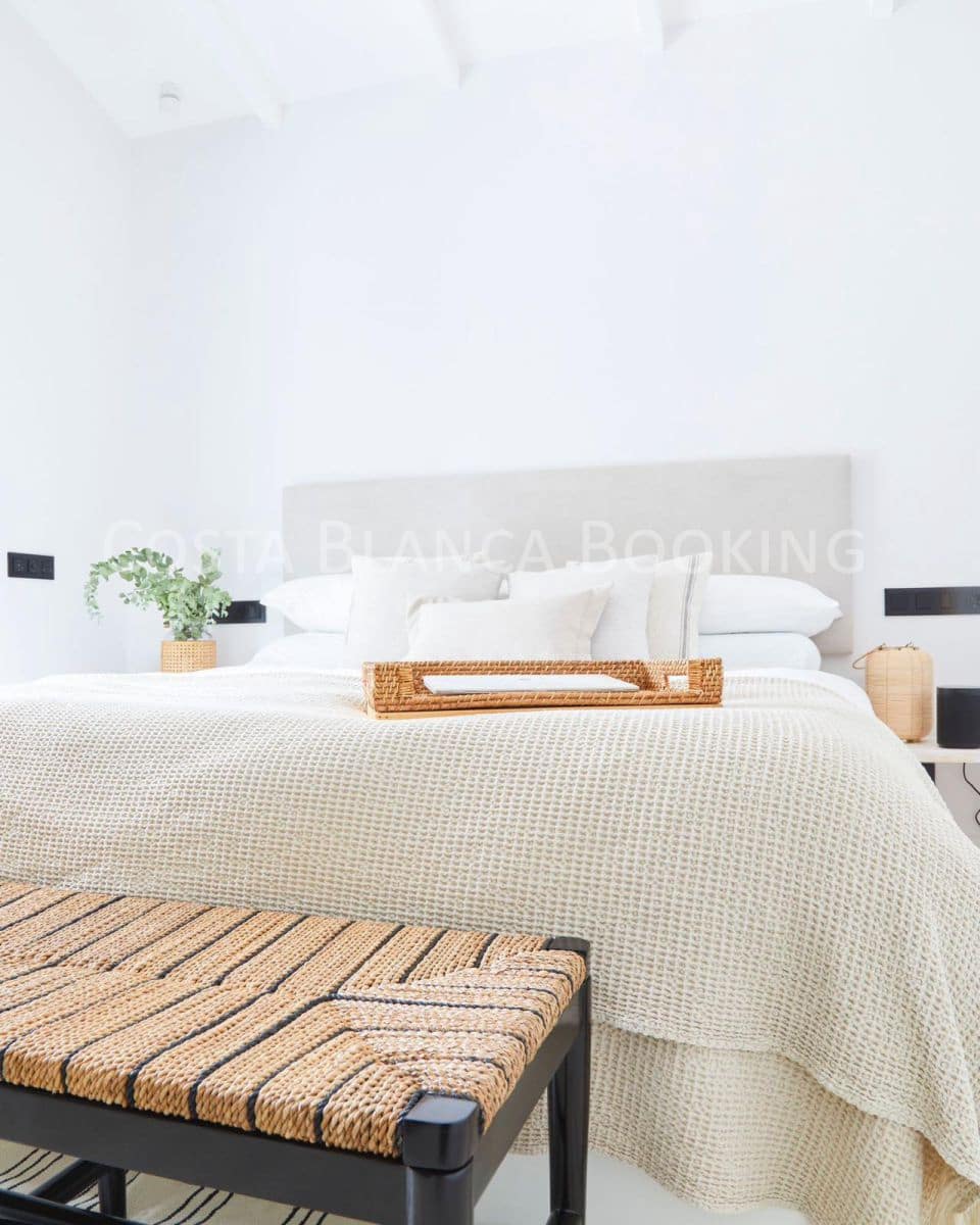 3 bedroom Villa for sale in Alfaz del Pi / L'Alfas del Pi - € 875,000 (Ref: 8996950)