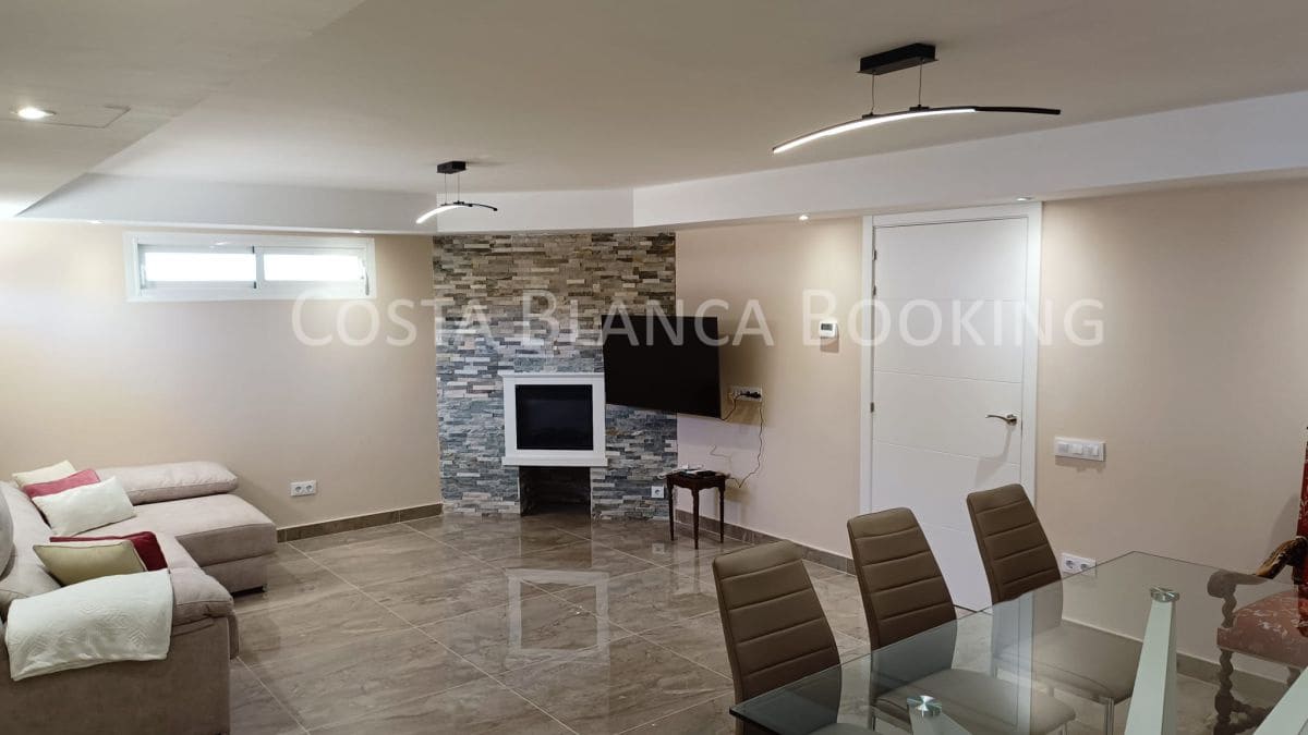 7 bedroom Villa for sale in Calpe / Calp - € 1,272,600 (Ref: 8996952)