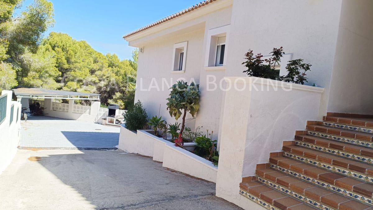 7 bedroom Villa for sale in Calpe / Calp - € 1,272,600 (Ref: 8996952)