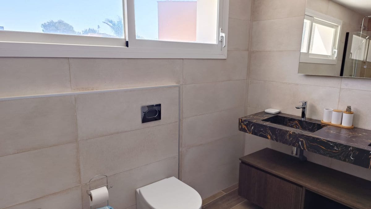 7 bedroom Villa for sale in Calpe / Calp - € 1,272,600 (Ref: 8996952)